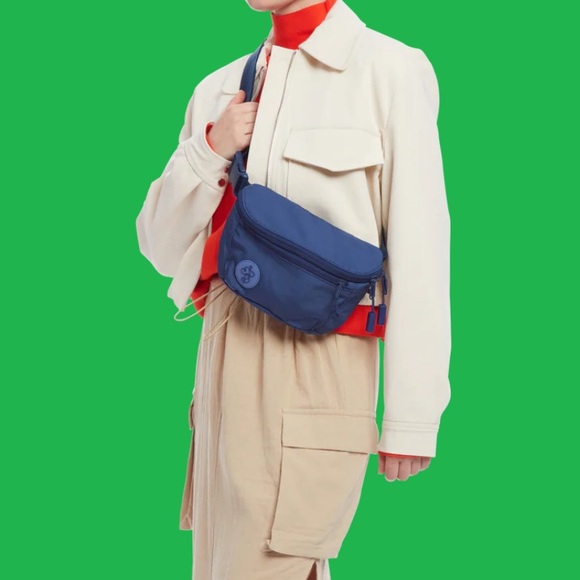 Baboon To The Moon On the Go Fanny Pack - Blue NWOT - Picture 5 of 5